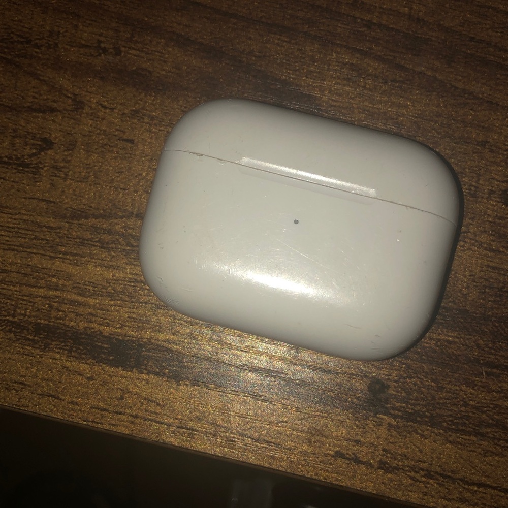 Apple White Earbud Headphones